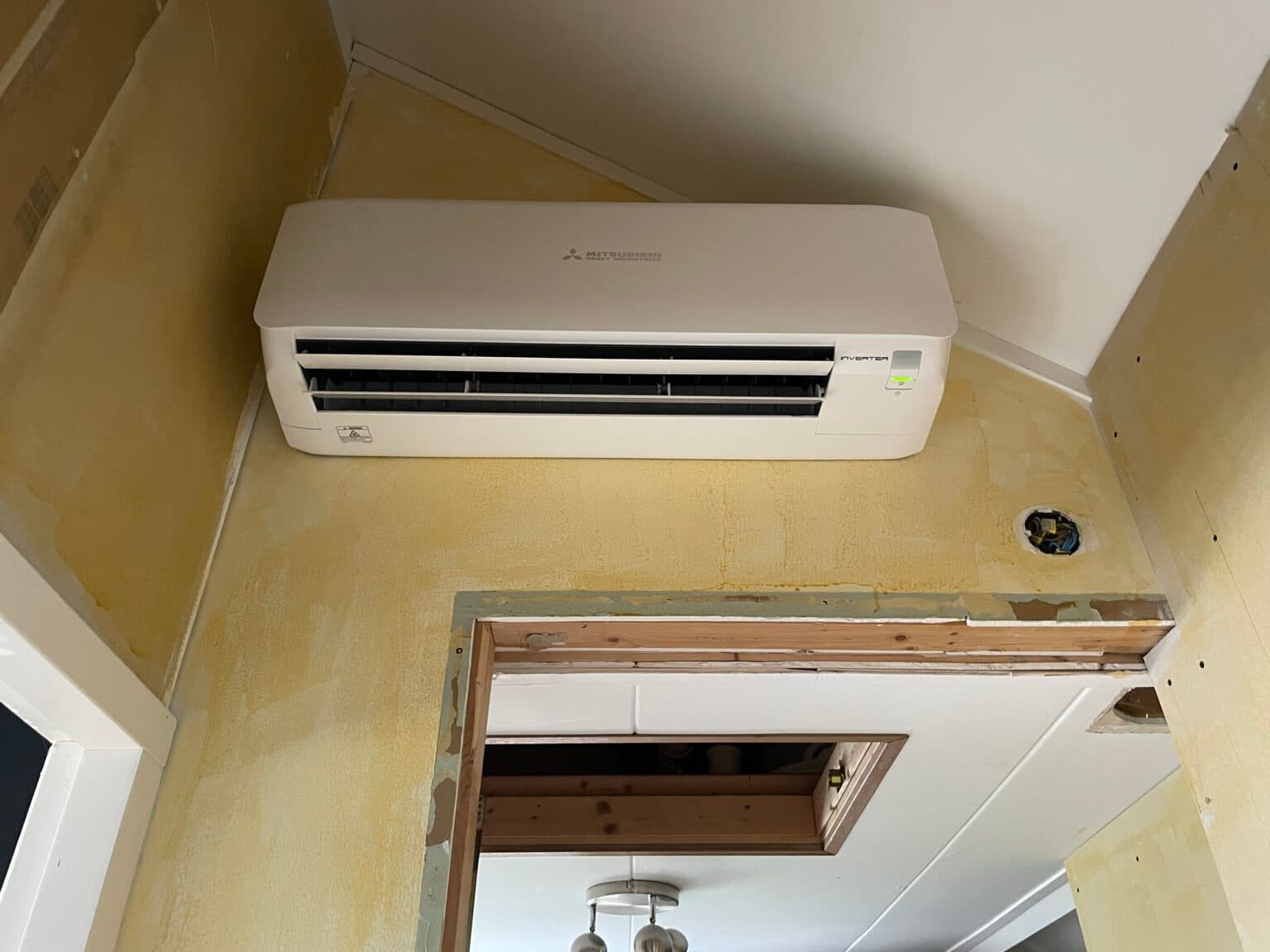 Plafondmodel airco in Barendrecht