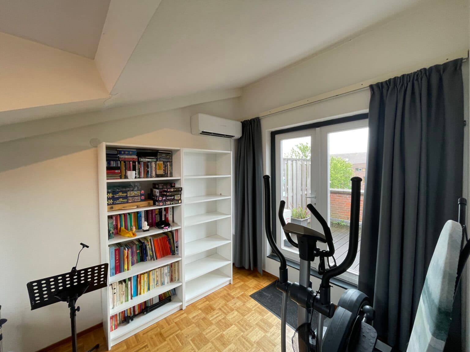 Plafondmodel airco in Voorburg