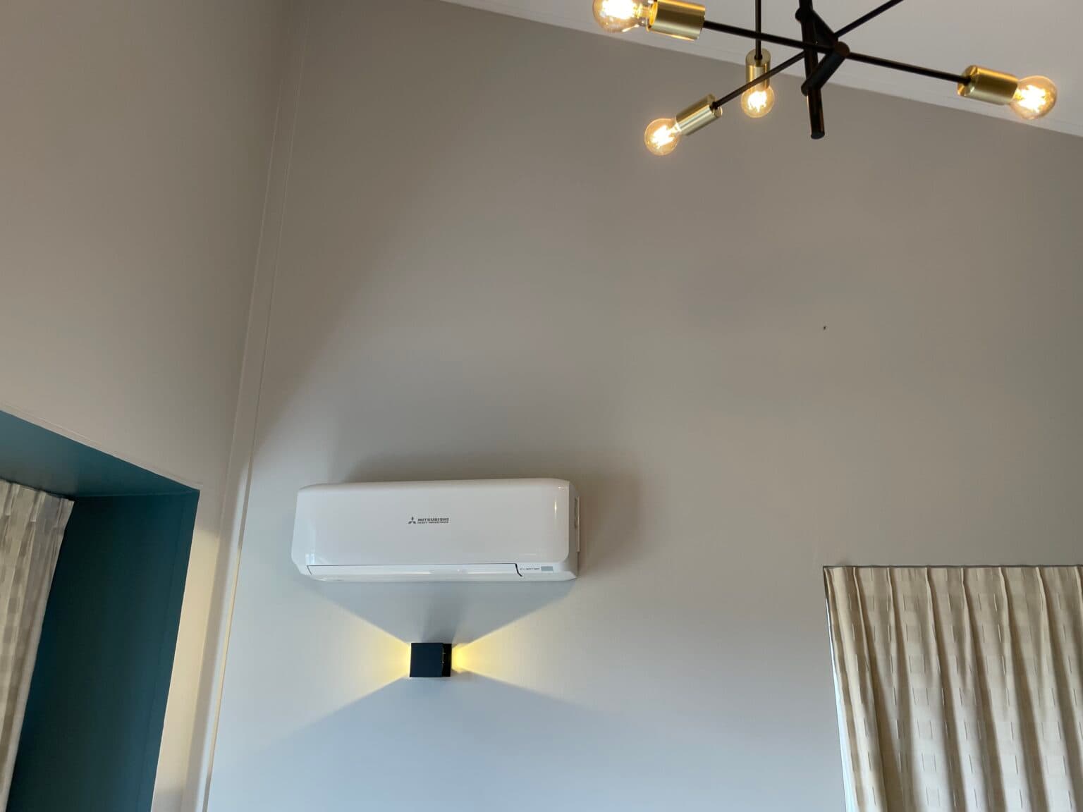 Plafondmodel airco in Ouderkerk a/d Amstel